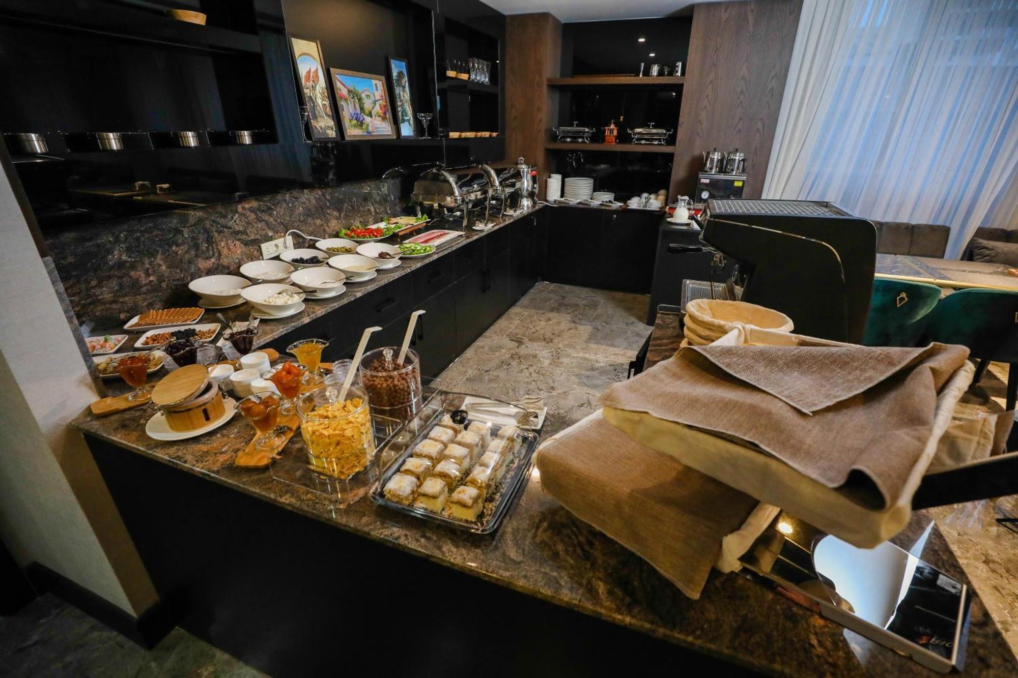 Arium Hotel บากู ภายนอก รูปภาพ