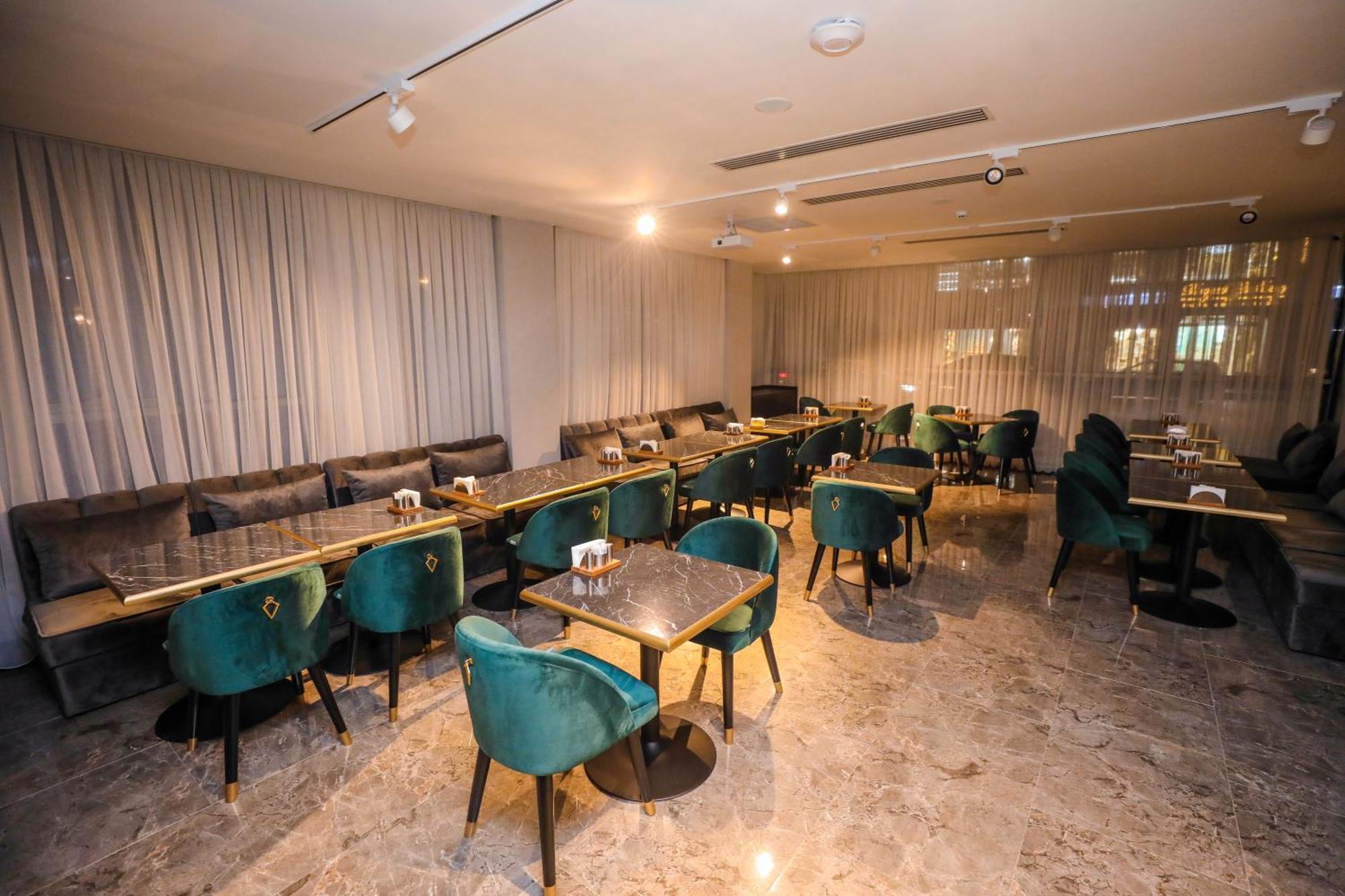 Arium Hotel บากู ภายนอก รูปภาพ